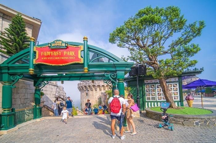 Entrance gate of Fantasy Park, Ba Na Hills