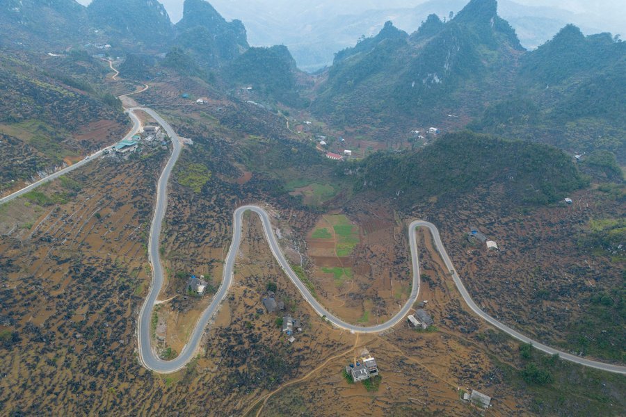Winding mountain pass on the Ha Giang Loop